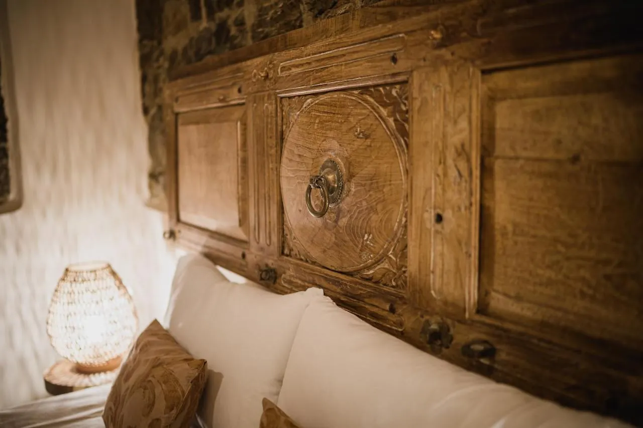 Moon'S Tower Suite&Rooms Portoscuso