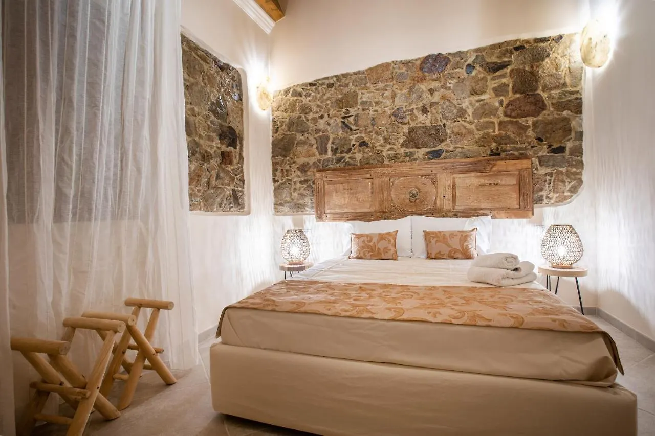 Moon'S Tower Suite&Rooms Portoscuso