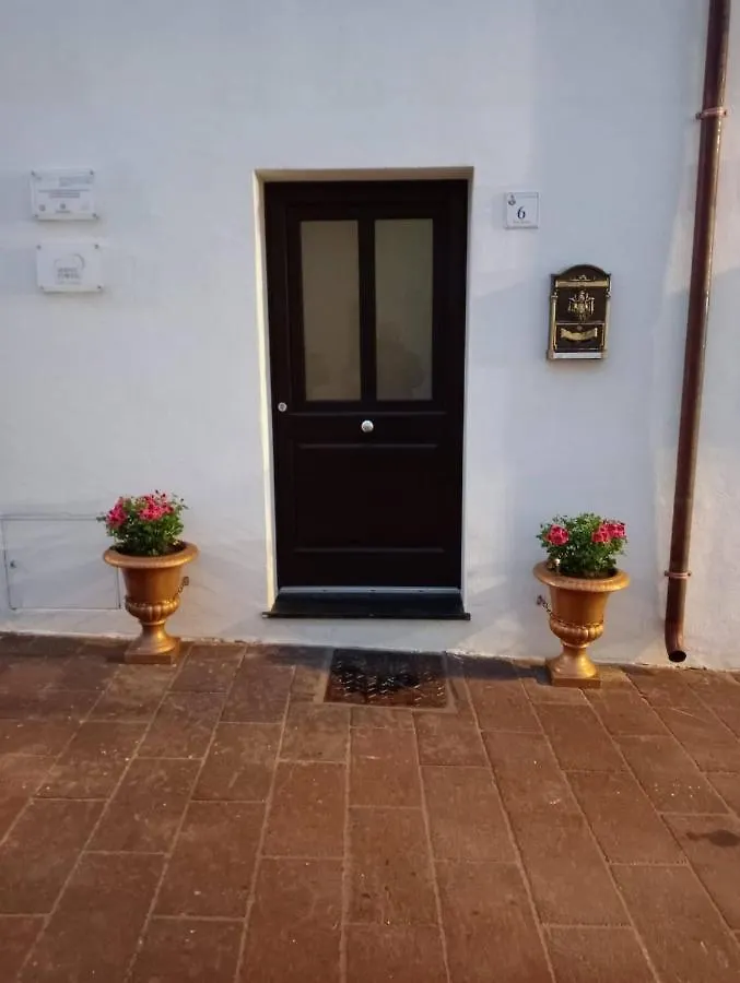 Guest house Moon'S Tower Suite&Rooms Portoscuso Italy
