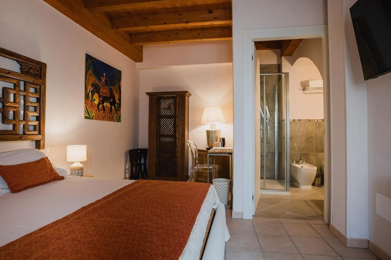 Moon'S Tower Suite&Rooms Portoscuso Italy
