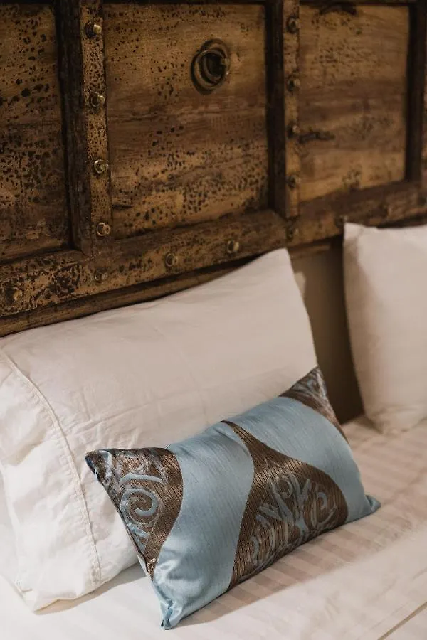 Moon'S Tower Suite&Rooms Portoscuso